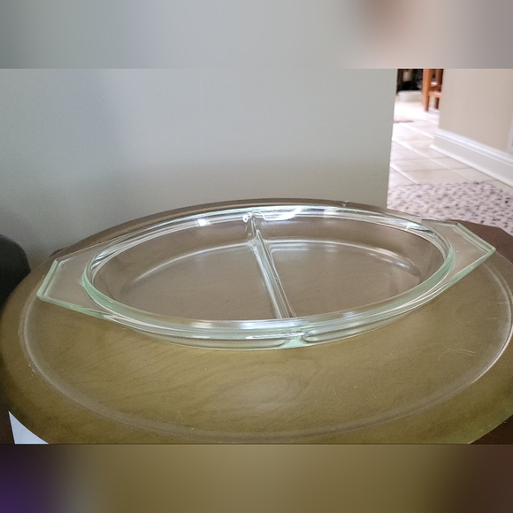 Vintage Pyrex Snowflake Blue Divided Serving Dish (#1063) -  Perfect Condition - Picture 7 of 10